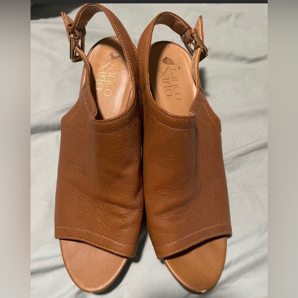 Franco Sarto Adorable leather Sling back size 9